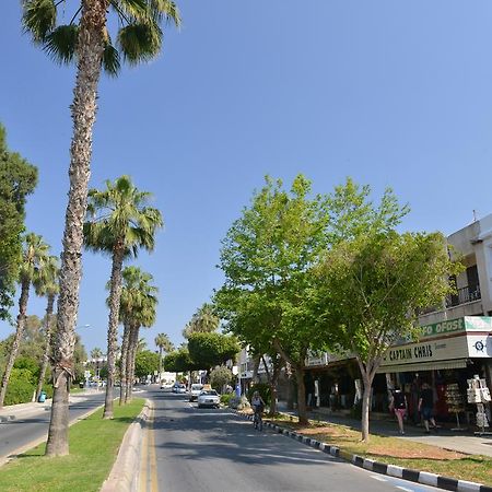 Poseidono'S Apartment Paphos Exterior foto